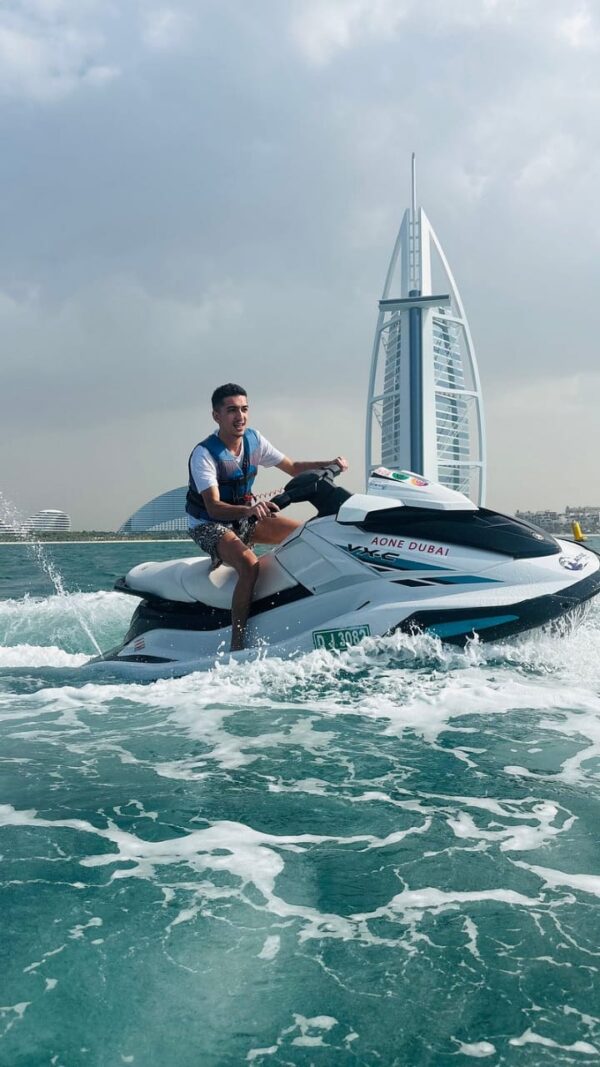 jet ski in dubai